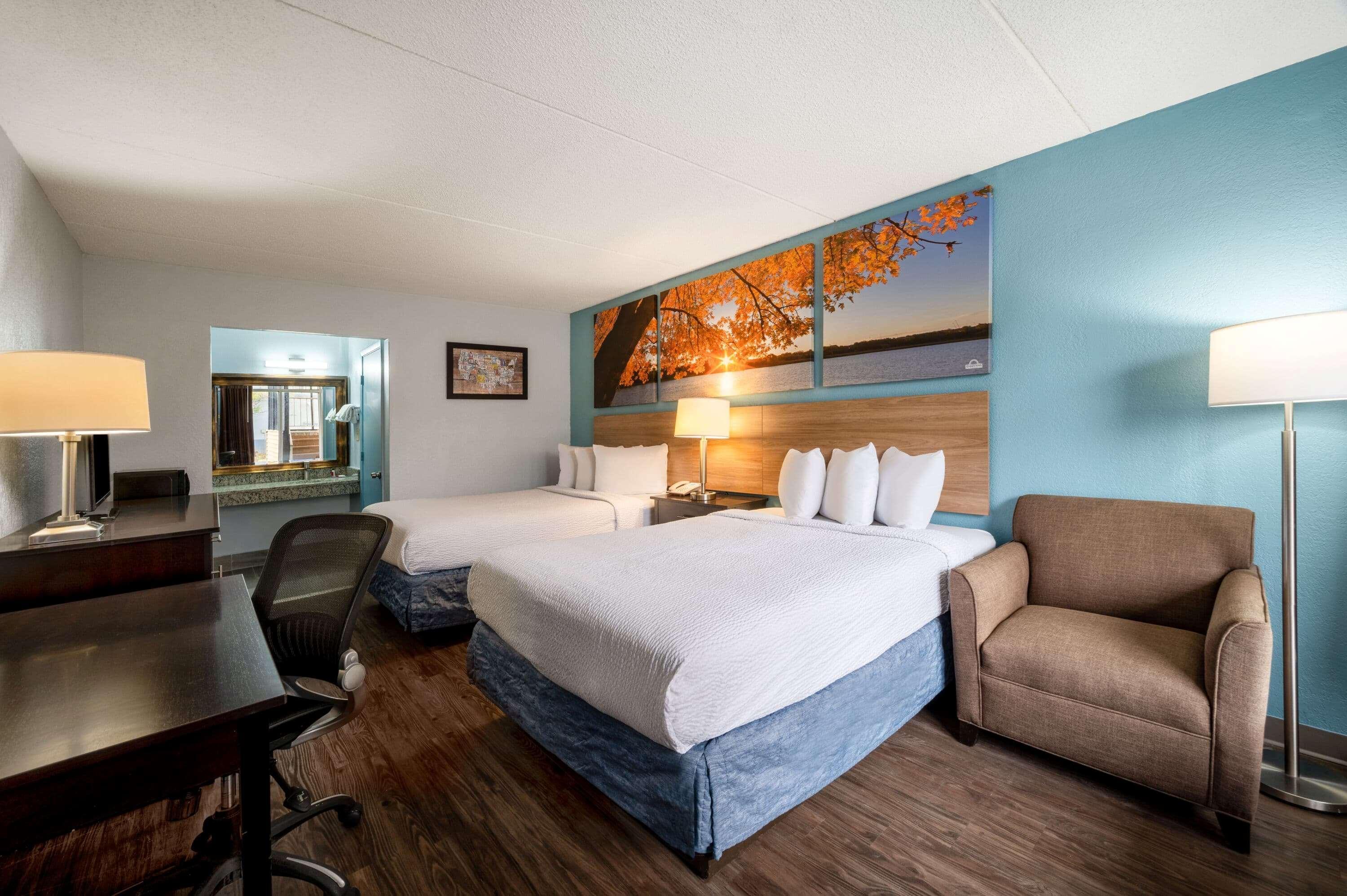 Days Inn By Wyndham Perrysburg Toledo Экстерьер фото