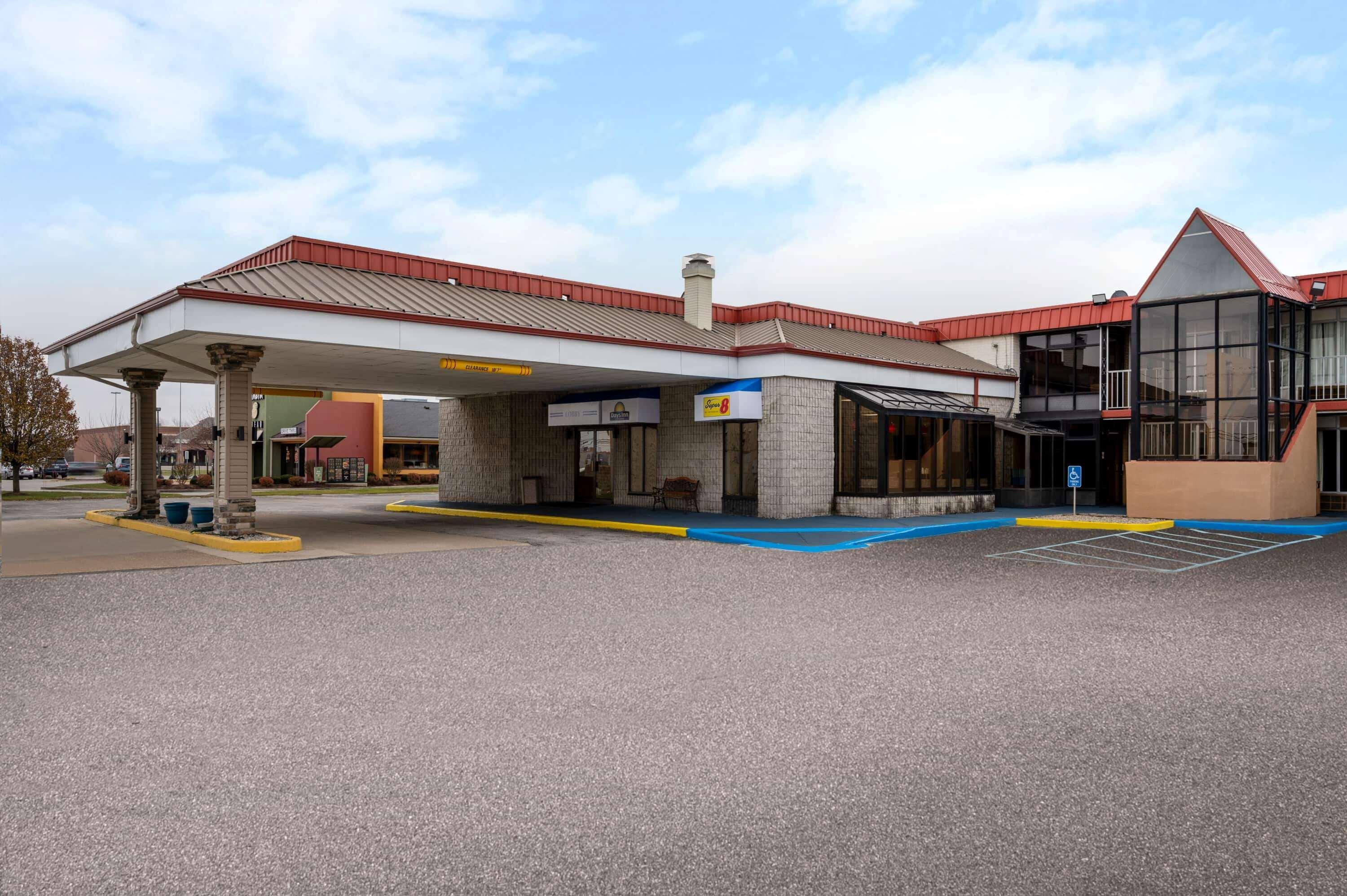 Days Inn By Wyndham Perrysburg Toledo Экстерьер фото